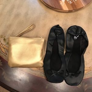 Dr. Scholls fast flats for her size 7-8